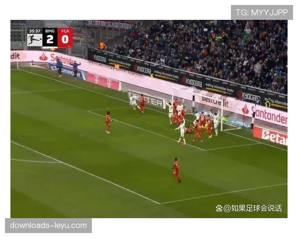 从门将到英雄：记录奥格斯堡门将库贝克单场扑出两粒点球